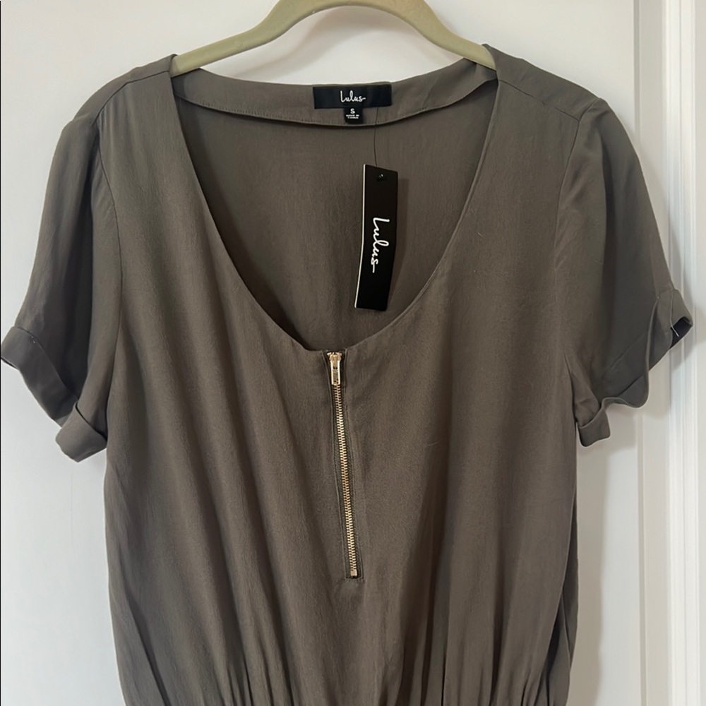 NWT- Lulus Olive Green Short Sleeve Romper - Picture 3 of 6